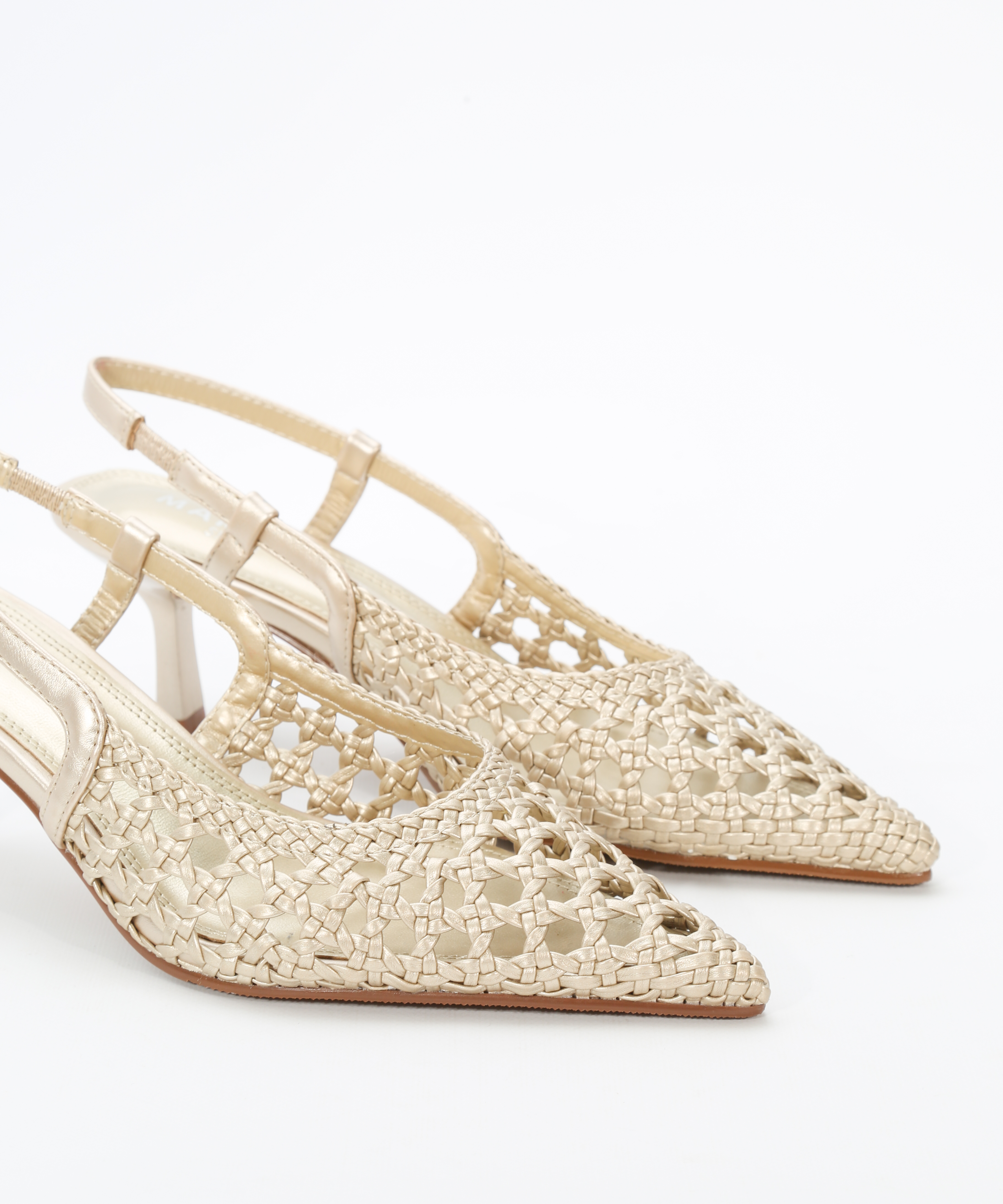 Sapato aberto atr&aacute;s entran&ccedil;ado image number null